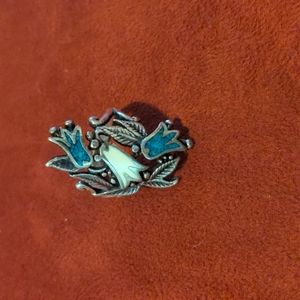 Sterling silver turquoise floral ring